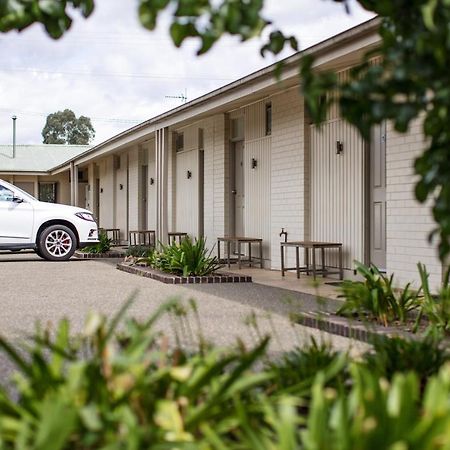 Merivale Motel Tumut Dış mekan fotoğraf