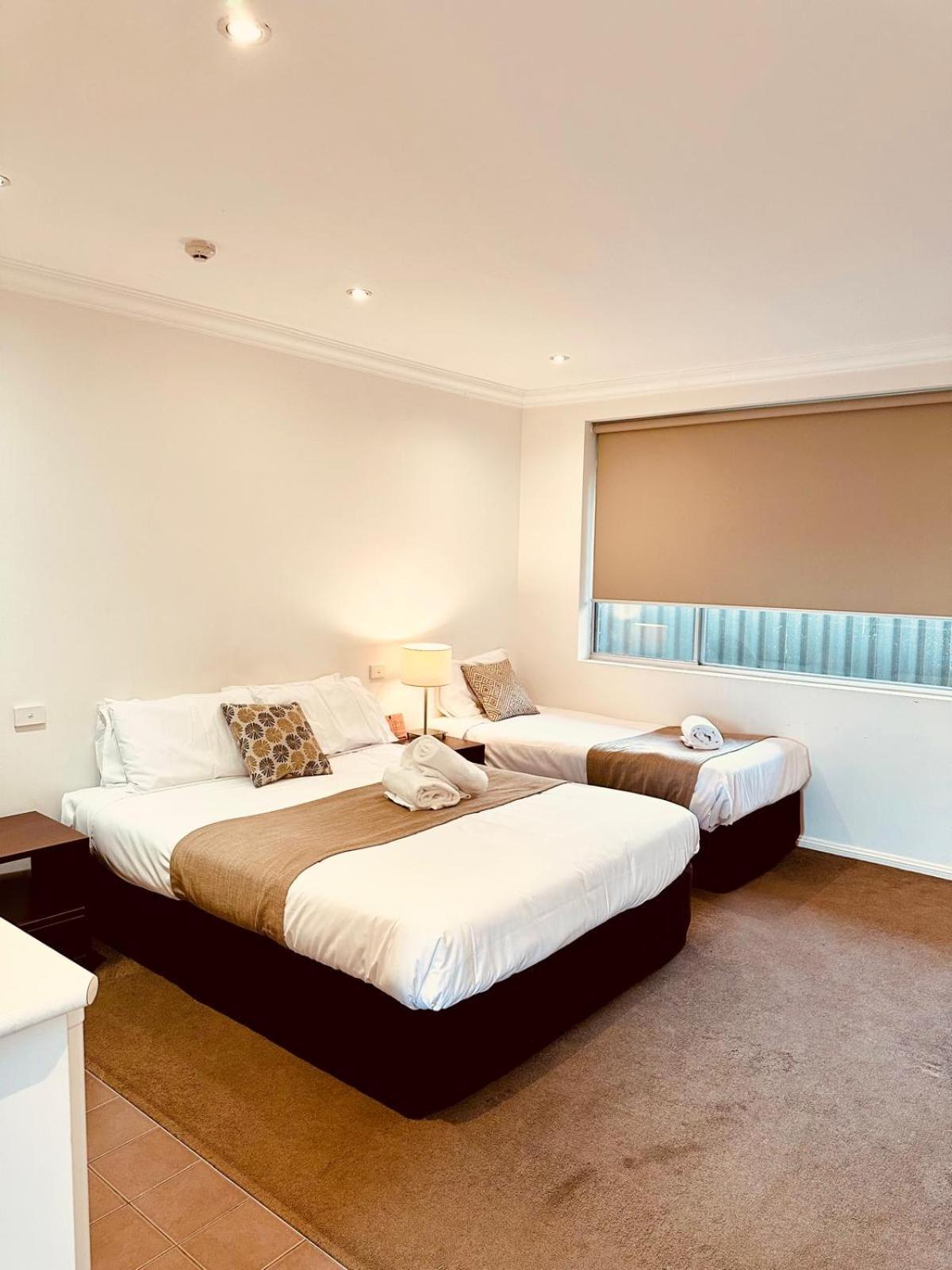 Merivale Motel Tumut Dış mekan fotoğraf