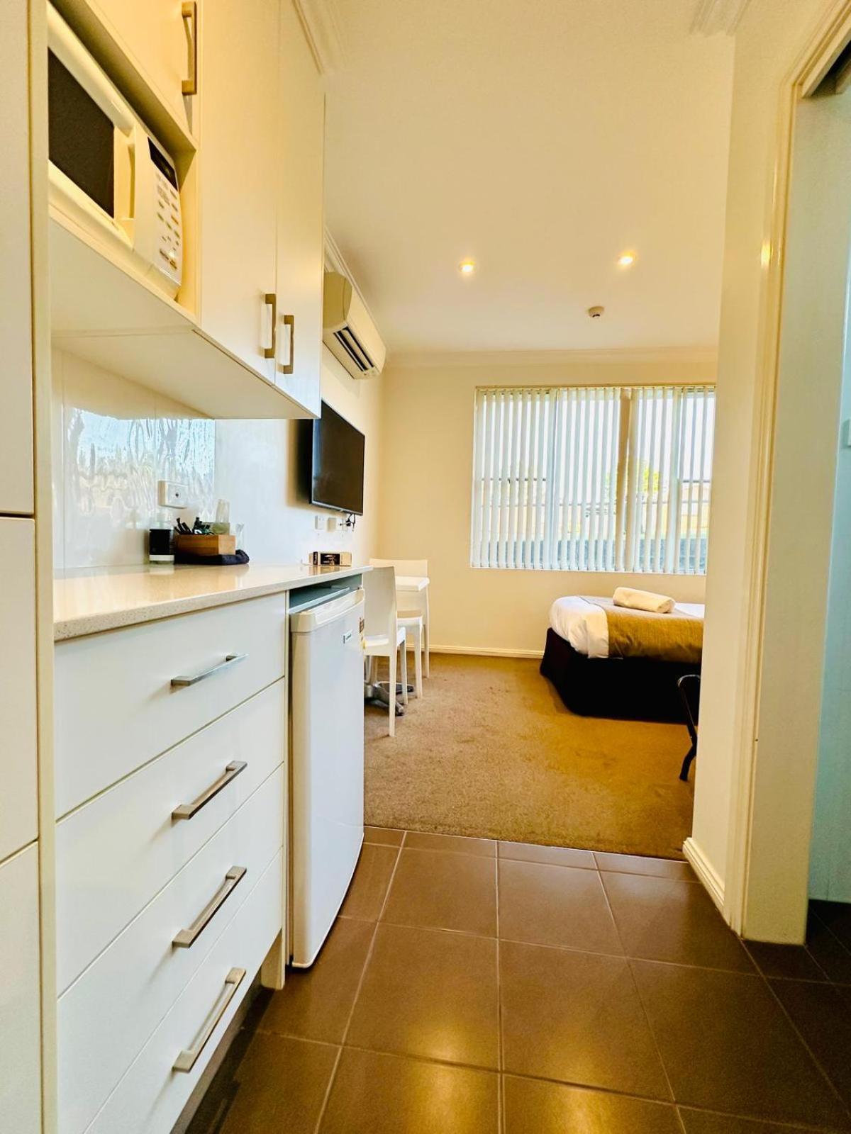 Merivale Motel Tumut Dış mekan fotoğraf