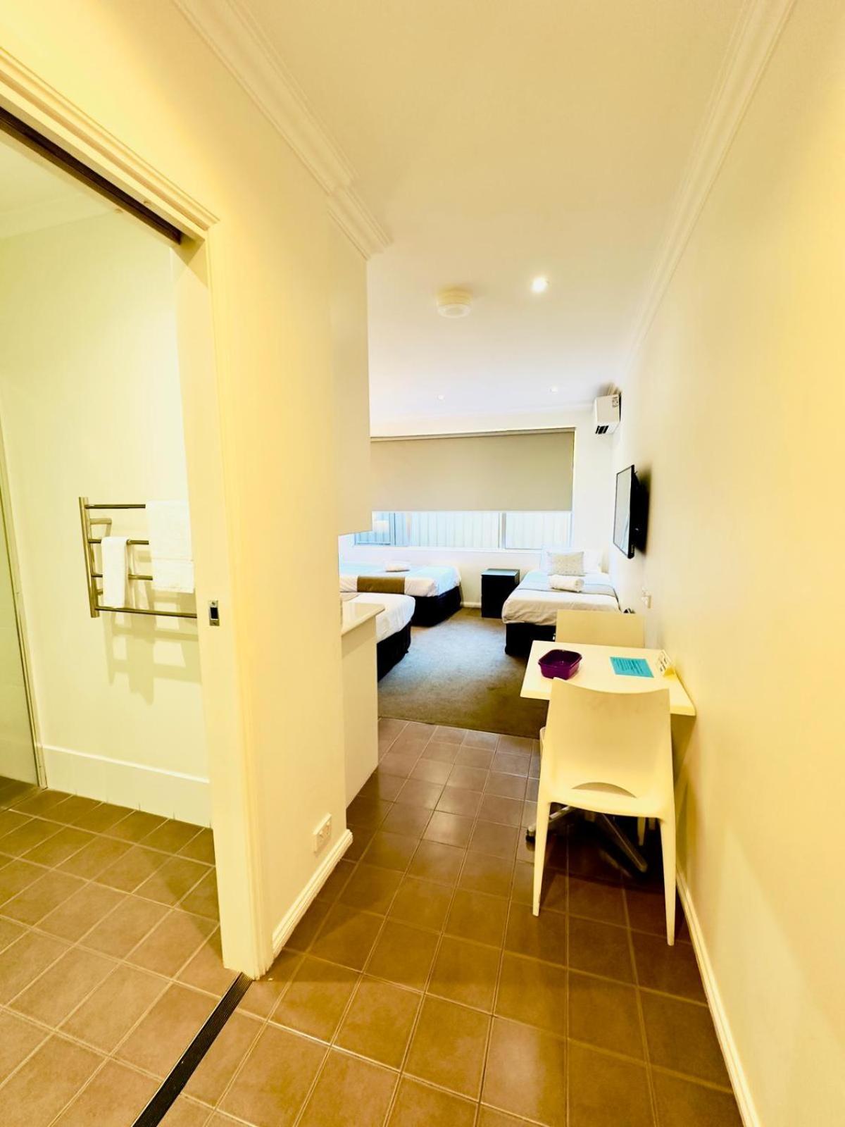Merivale Motel Tumut Dış mekan fotoğraf